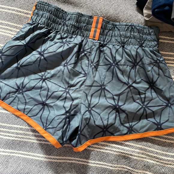 Brooks Running Shorts - Picture 2 of 3